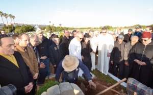 ​Emouvantes funérailles de Mohamed Mansour