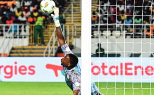 out sourit désormais au Congolais Mpasi