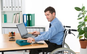 ​Appel à garantir aux personnes handicapées le droit d'accès aux nouvelles technologies dans les pays arabes