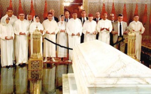 Une délégation du BP de l’USFP présidée par le Premier secrétaire s’est recueillie sur la tombe de Feu SM le Roi Mohammed V