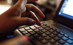 Pour faire face au cyberharcèlement, des outils pour les femmes journalistes