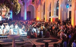 Les rituels de la tariqa Ouezzania hypnotisent le public fassi