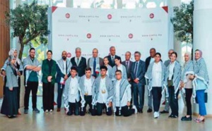 Des élèves palestiniens en visite au siège du CSEFRS