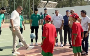 La Fondation Hassan II pour les MRE organise une rencontre entre les enfants et les Lions de l'Atlas de futsal