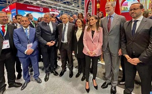 Foire internationale du tourisme : Le couple royal espagnol visite le pavillon du Maroc Foire internationale du tourisme : Le couple royal espagnol visite le pavillon du Maroc