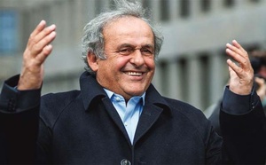 Michel Platini : Coups francs, coups durs et coups de théâtre