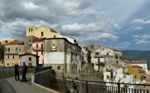 Un village médiéval italien vieillissant lance un défi à la Faucheuse