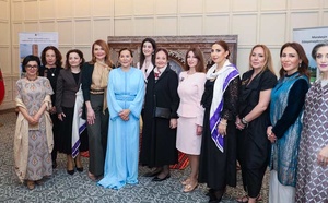 SAR la Princesse Lalla Hasnaa offre à Bakou une cérémonie de thé en l’honneur de personnalités féminines azerbaïdjanaises du monde de la culture et des arts