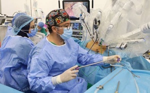 La FM6SS réalise avec succès sa première intervention chirurgicale viscérale assistée par robot La FM6SS réalise avec succès sa première intervention chirurgicale viscérale assistée par robot