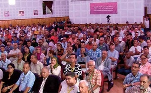 L’Union socialiste : La refondation par le terrain, la renaissance par les provinces Renouveler les structures provinciales, redonner sens à l’action publique et foi à la citoyenneté