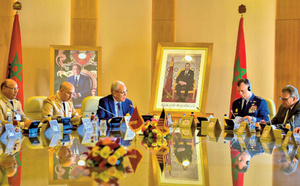 Abdeltif Loudyi et le Général de Corps d’Armée, Inspecteur Général des FAR et Commandant la Zone Sud reçoivent le Commandant du Commandement américain pour l'Afrique “USAFRICOM”