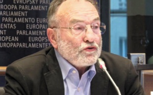Bernard Delemotte : L’inscription de la déchéance de la nationalité  dans la Constitution française est une erreur