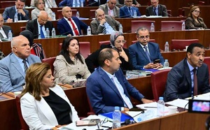 Le Groupe socialiste interpelle le gouvernement sur des questions d’ordre social et économique