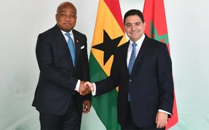 Nasser Bourita s'entretient avec son homologue ghanéen en marge de la Conférence sur la démobilisation, le désarmement et la réintégration des enfants soldats