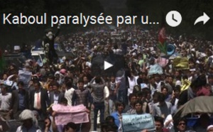 Kaboul paralysée par une manifestation géante