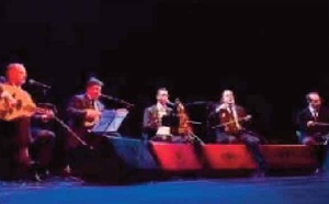 Le groupe musical "Jinan Al Andalus" célèbre des poèmes aux accents soufis