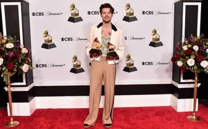 Les fans d'Harry Styles extatiques pour le retour sur scène de l'ex-One Direction