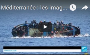 Méditerranée : les images impressionnantes d'un bateau surpeuplé qui chavire au large de la Libye