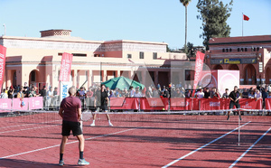 Match d’exhibition sur la Place Jemaa El Fna devant un large public