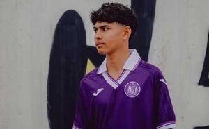 Le jeune espoir marocain Salim Ben Ali signe son premier contrat professionnel avec Anderlecht