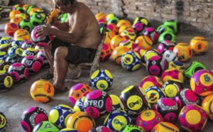 Chichihualco, le village mexicain qui vit des ballons de football