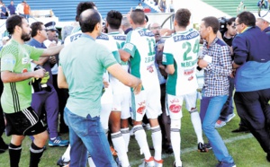 Le foot marocain fout le camp : La preuve par la fédé, le Raja, Taoussi, l’arbitrage …