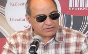 Hsouna Mosbahi remporte le prix “Mohamed Zafzef” du roman arabe