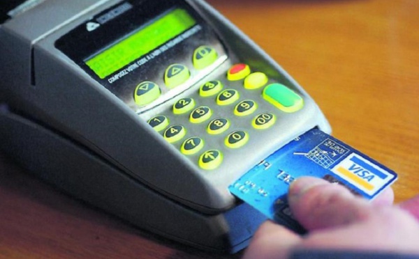 Le paiement par cartes bancaires fait florès au Maroc