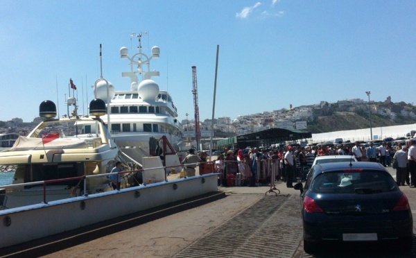 Grande affluence par  le port de Tanger ville