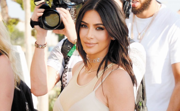 Kim Kardashian va perdre un million de dollars par mois