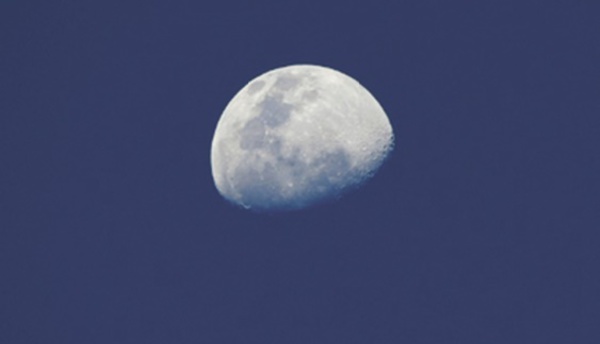 Un nouveau lifting pour la Lune tous les 81.000 ans
