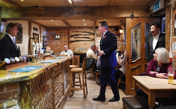Insolite : Pub ministériel