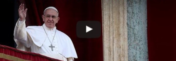Urbi &amp; Orbi : le pape veut que les armes se taisent dans "la Syrie martyrisée"