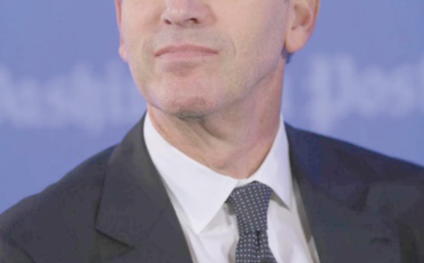 Comment sont-ils devenus milliardaires ? Howard Schultz