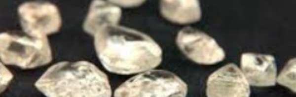 Insolite : Des diamants dans le caleçon