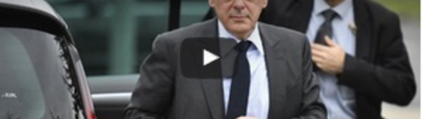 Le "Canard Enchaîné" accuse Fillon d'avoir fait jouer ses relations avec Poutine