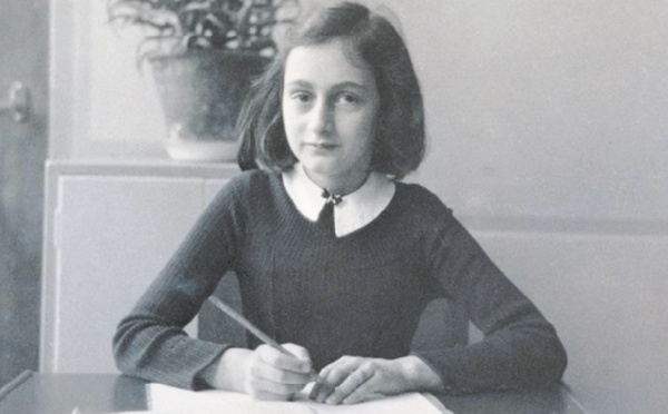 Anne Frank : Un symbole du bien dans une époque d’horreurs