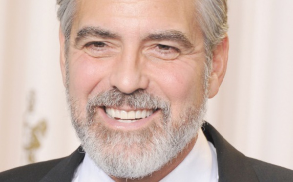 Ces célébrités qui ont fait des études étonnantes : George Clooney: Etudes de journalisme