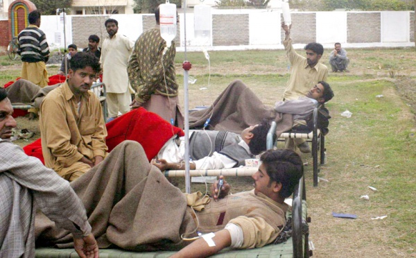 30 Pakistanais ont été tués et 65 autres blessés : Attentat contre une cérémonie funèbre