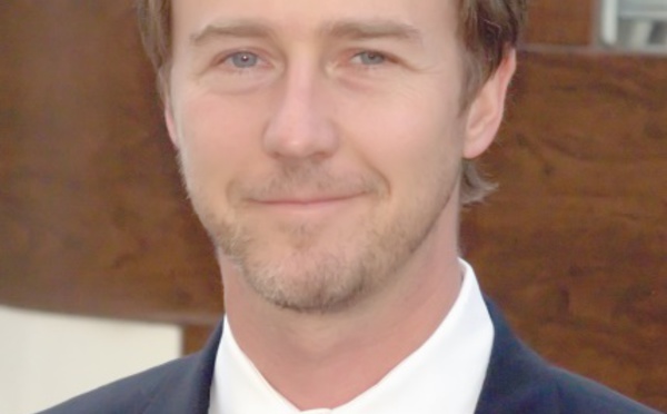 Ces célébrités qui ont fait des études étonnantes : Edward Norton, diplômé d’Histoire
