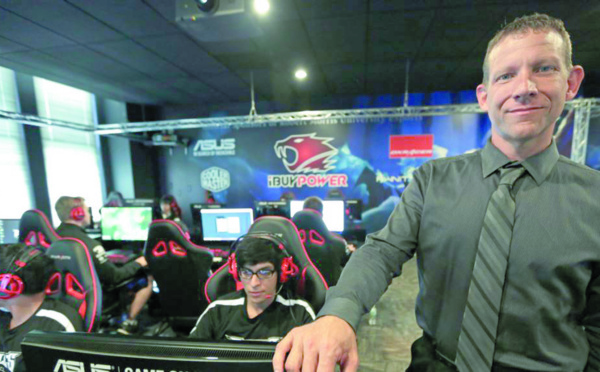 Les clubs de foot à la conquête de l'eSport