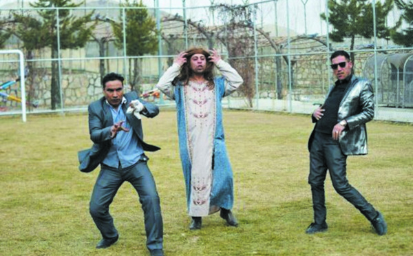 A la télévision afghane, la comédie du pouvoir fait hurler de rire
