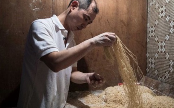 Hong Kong : L'appétit pour les nouilles ne mollit pas