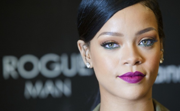 Rihanna se moque des critiques