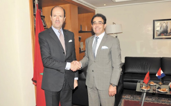 Abdelkrim Benatiq s’entretient avec l’ambassadeur de France à Rabat