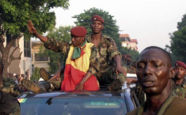 Guinée : de la guerre des bérets à celle des grandes puissances