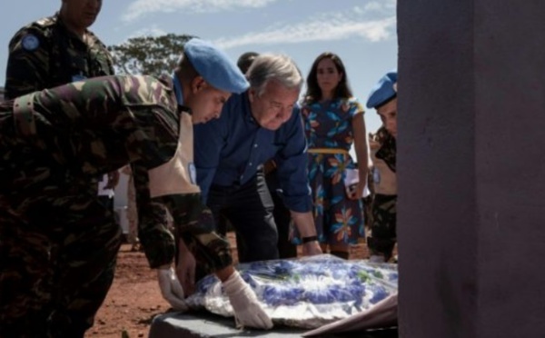 Antonio Guterres rend hommage aux Casques bleus marocains