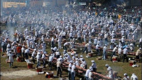 Insolite : Le plus grand  barbecue