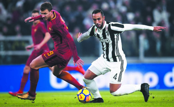 Calcio : La Juventus et Naples prennent le large