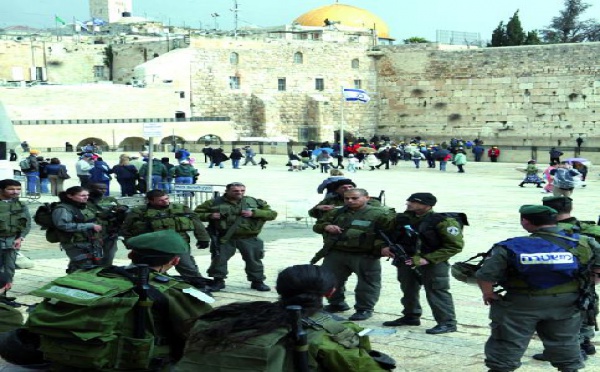 Conseil des ministres palestiniens à Hébron  : La police israélienne s’attaque à l’Esplanade des mosquées